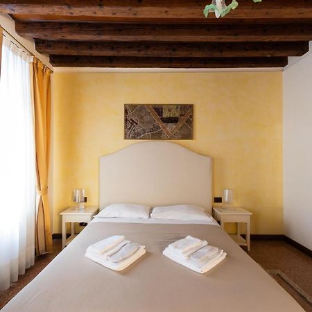 Ve-Nice Suite San Marco C4439 Veneza Exterior foto