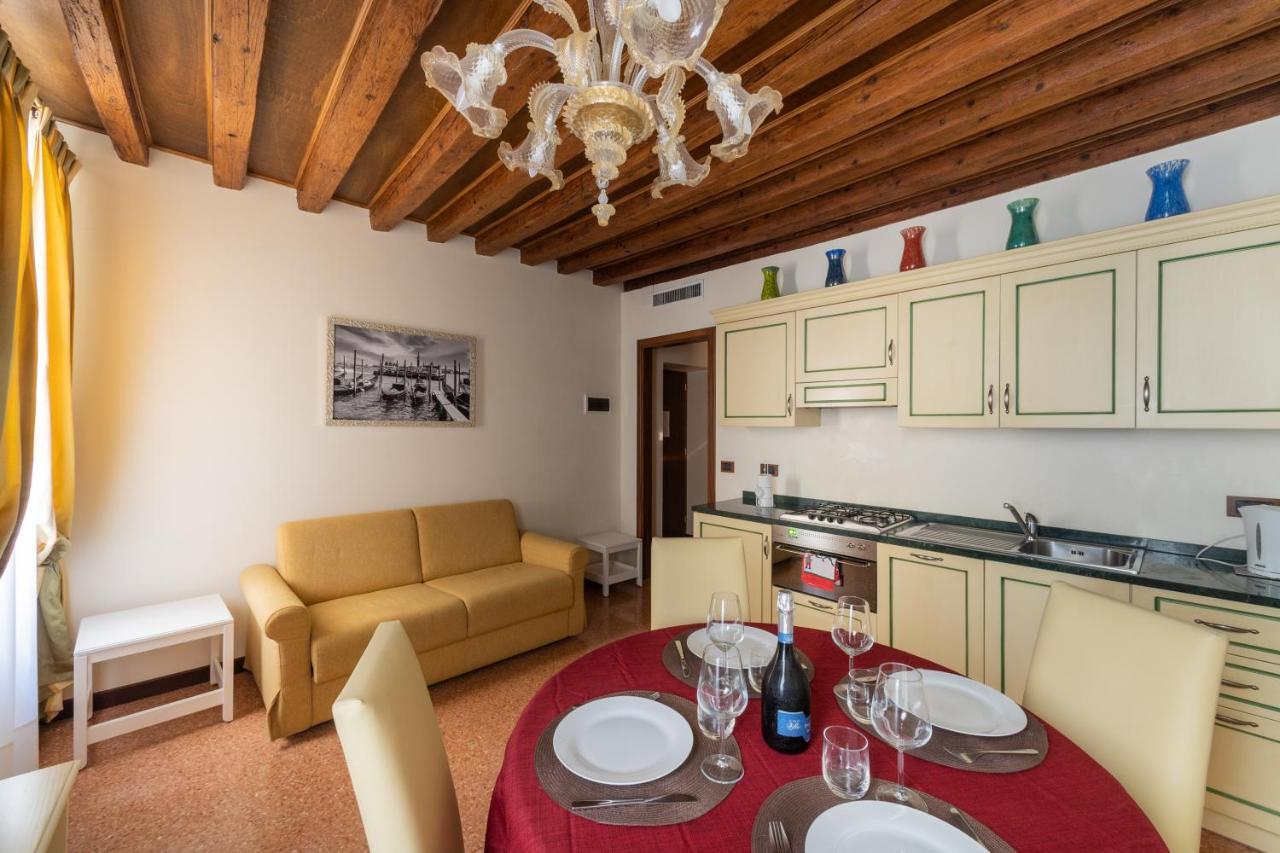 Ve-Nice Suite San Marco C4439 Veneza Exterior foto