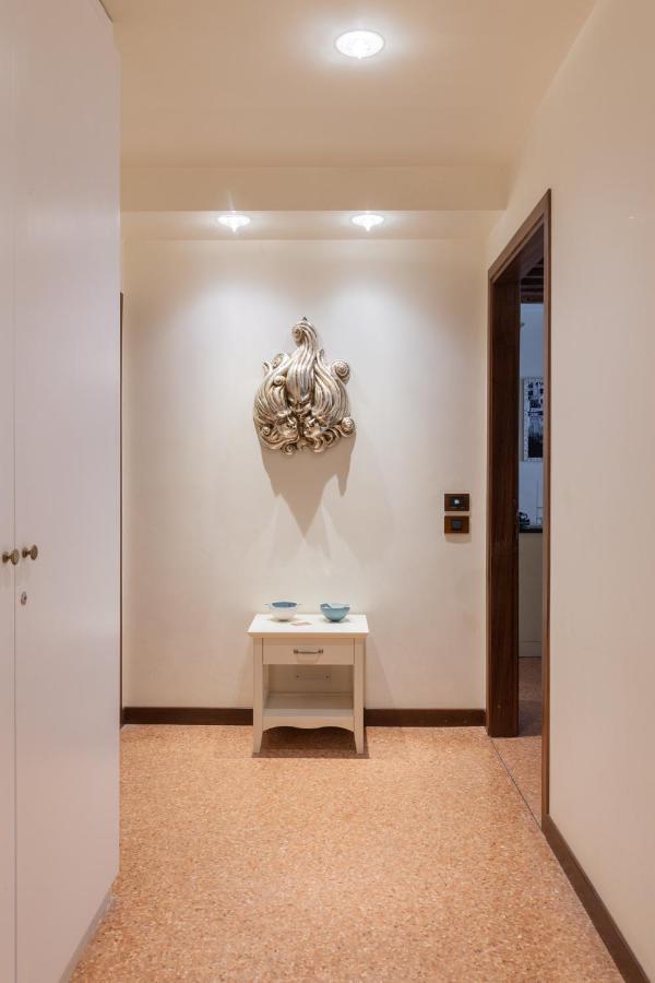 Ve-Nice Suite San Marco C4439 Veneza Exterior foto