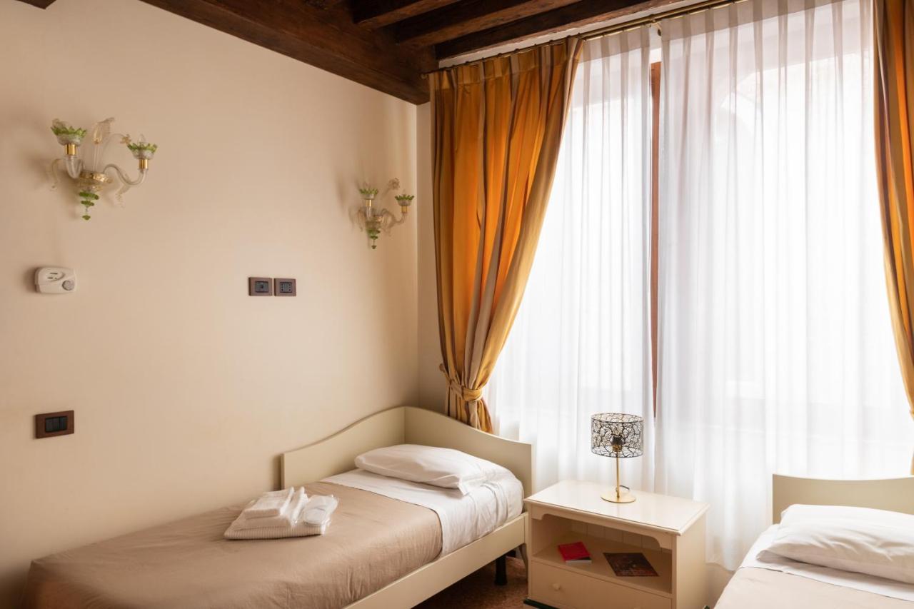 Ve-Nice Suite San Marco C4439 Veneza Exterior foto