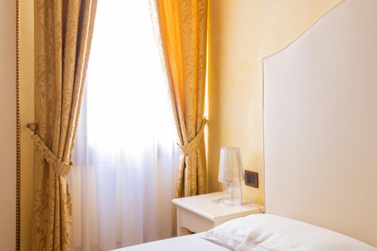 Ve-Nice Suite San Marco C4439 Veneza Exterior foto