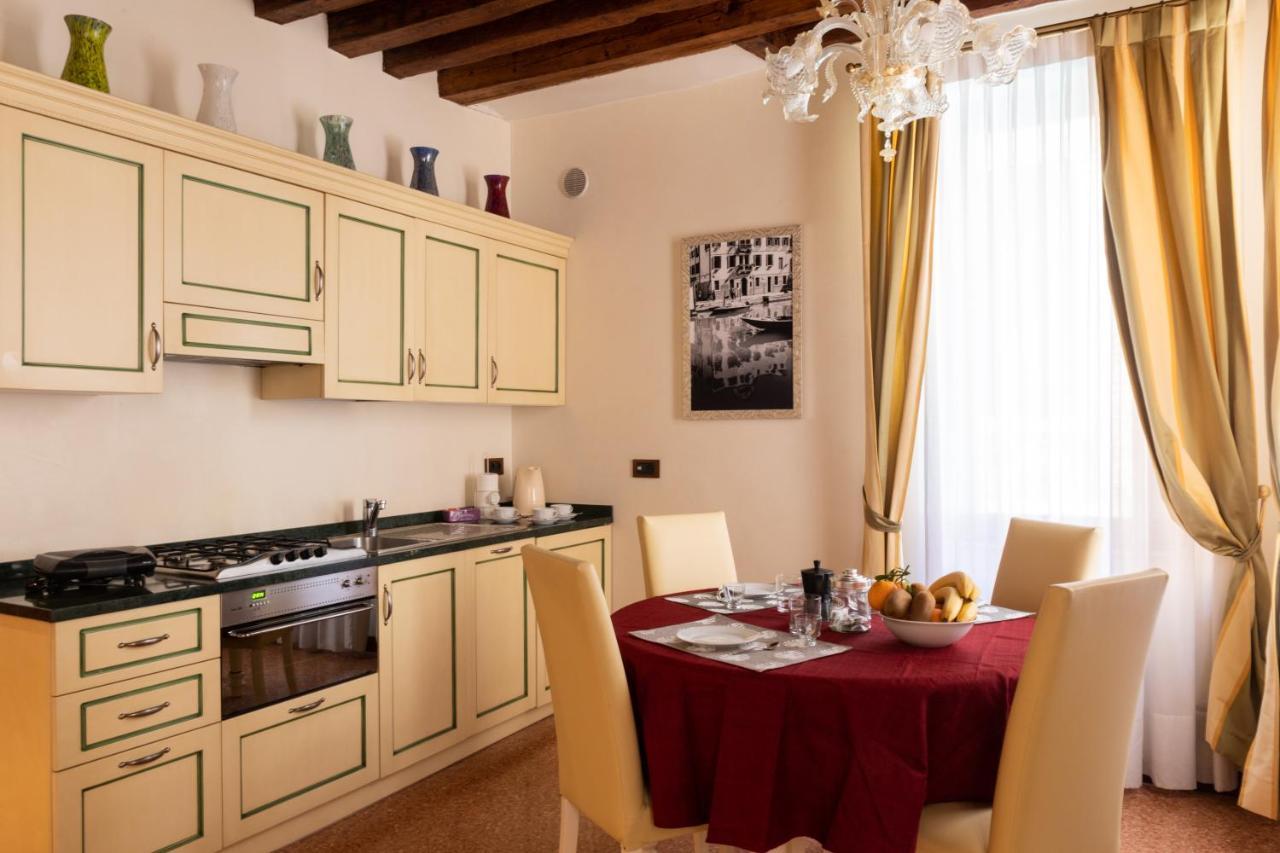 Ve-Nice Suite San Marco C4439 Veneza Exterior foto