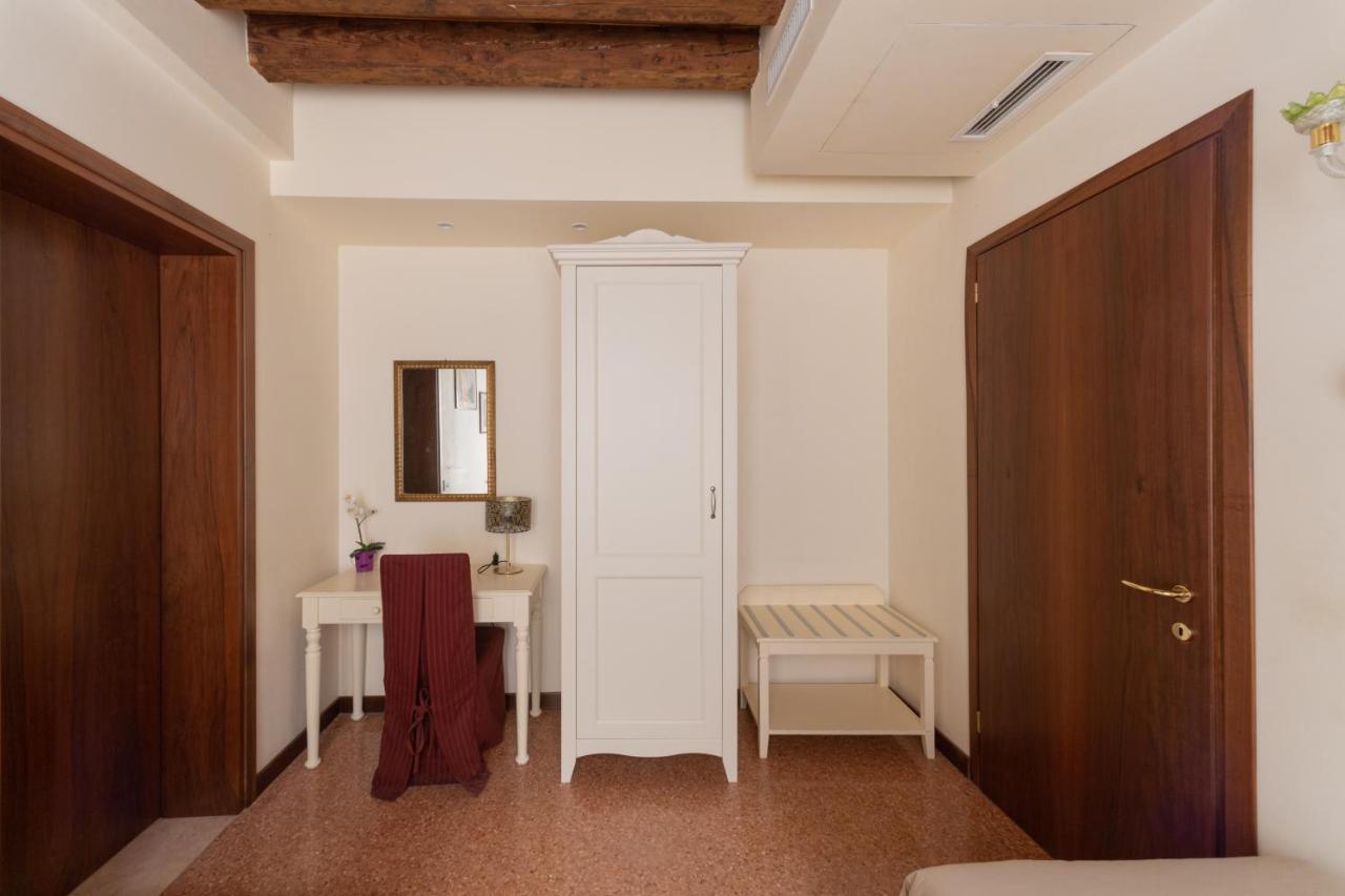 Ve-Nice Suite San Marco C4439 Veneza Exterior foto