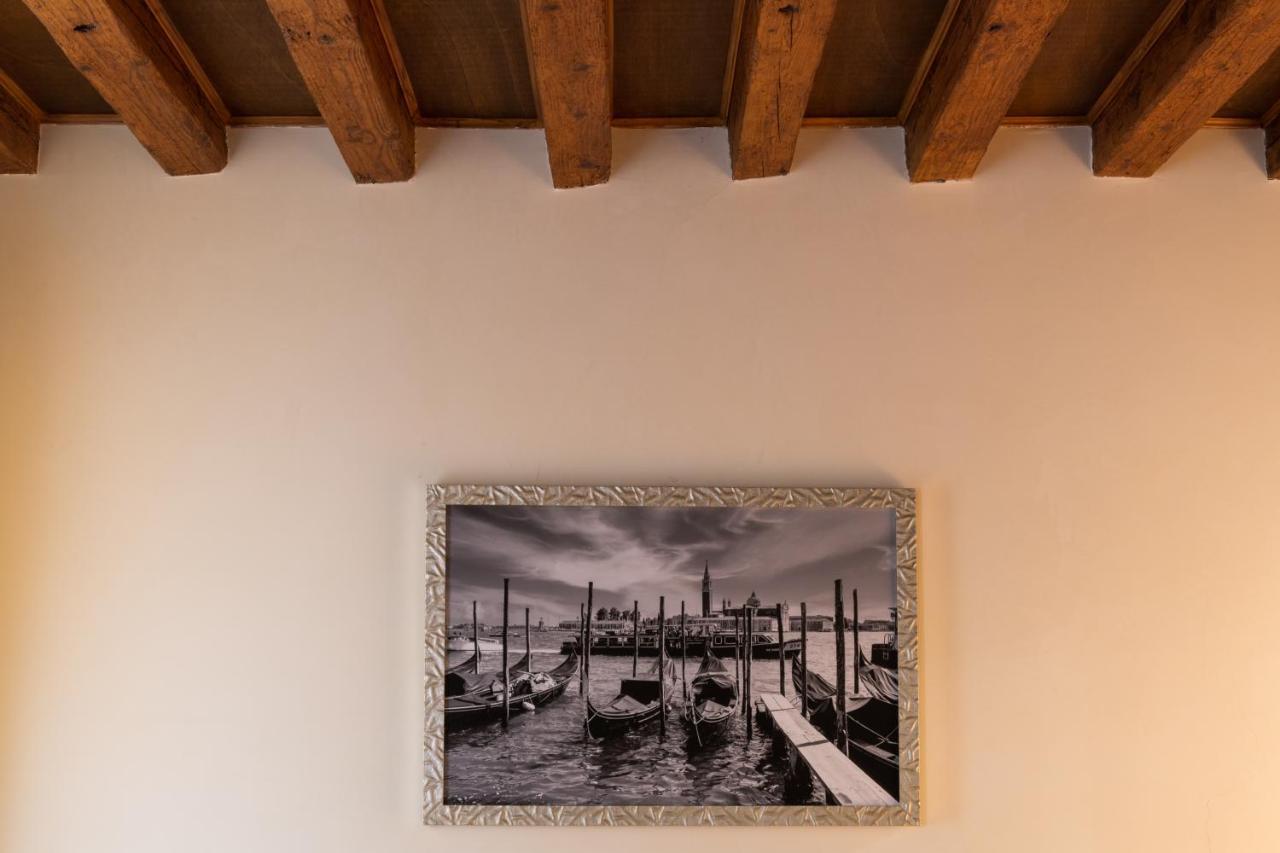 Ve-Nice Suite San Marco C4439 Veneza Exterior foto