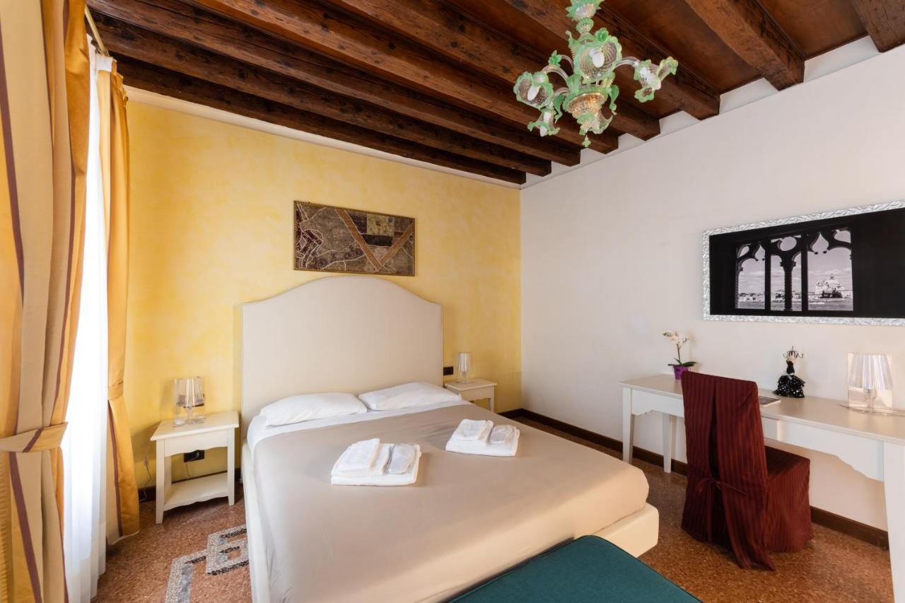 Ve-Nice Suite San Marco C4439 Veneza Exterior foto
